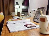 滨江紫园其家公寓  大学生客栈四人间