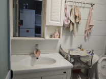 营苑西村22幢501室